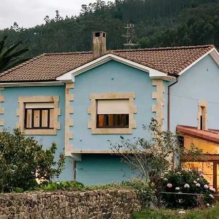 Casa Con Piscina En El Corazon De Cantabria. Villa