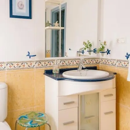 Casa Con Piscina En El Corazon De Cantabria. Villa *