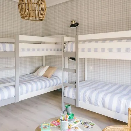 Villa Casa Con Piscina En El Corazón De Cantabria. *