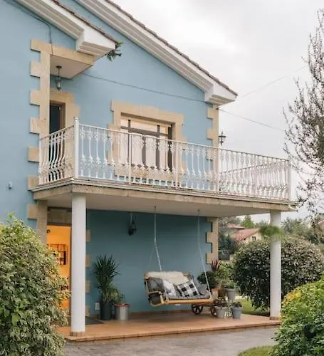 Casa Con Piscina En El Corazon De Cantabria. Villa