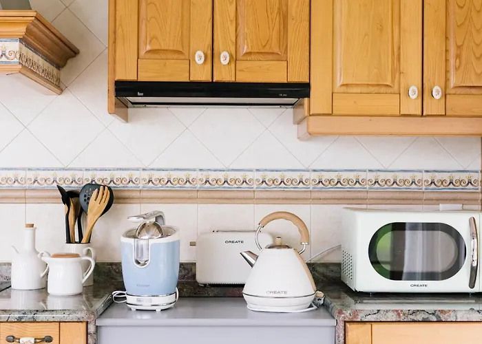 Villa Casa Con Piscina En El Corazon De Cantabria. *