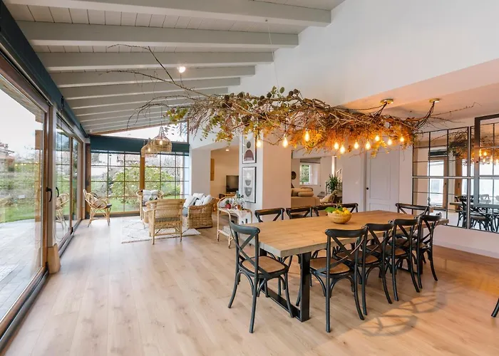 Casa Con Piscina En El Corazon De Cantabria. Cos